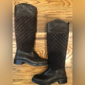 Faux vegan leather quilted chocolate boots Sz. 5